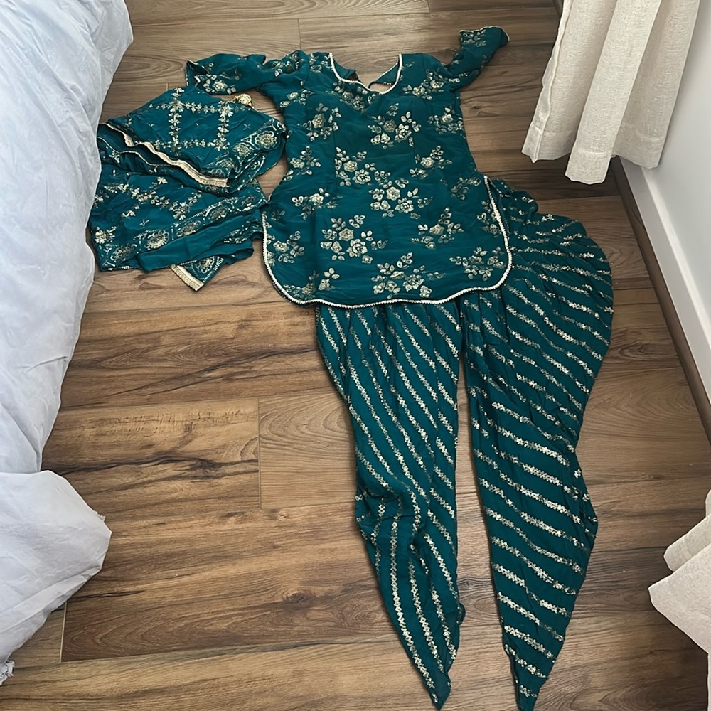 Teal Indian / Pakistani / Bollywood dhoti salwar suit